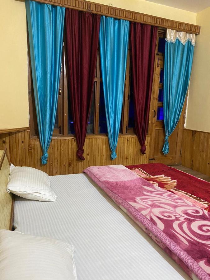 Hotel Deep Forest Kasol Exteriér fotografie