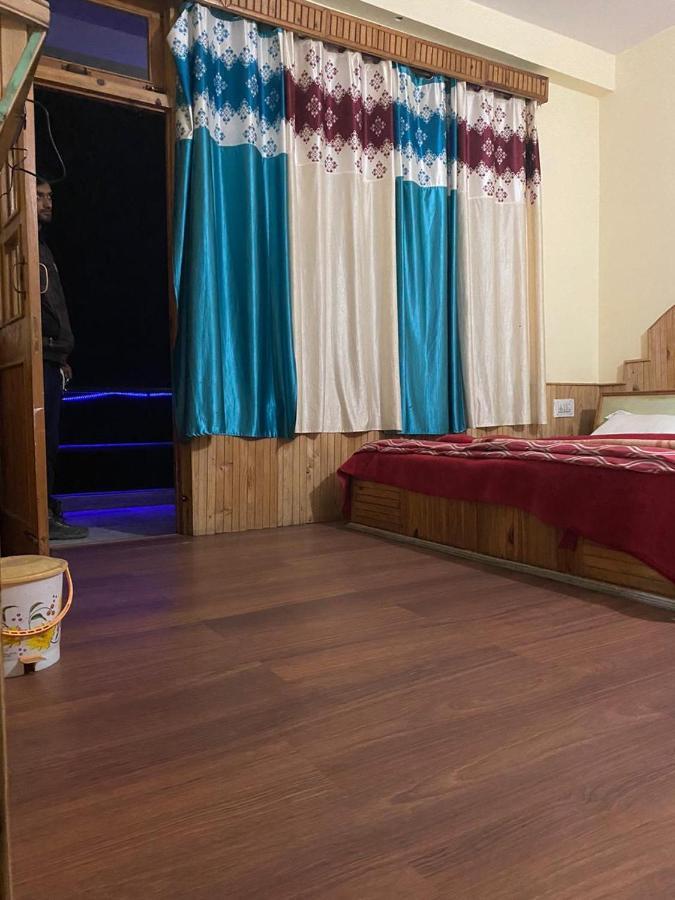 Hotel Deep Forest Kasol Exteriér fotografie